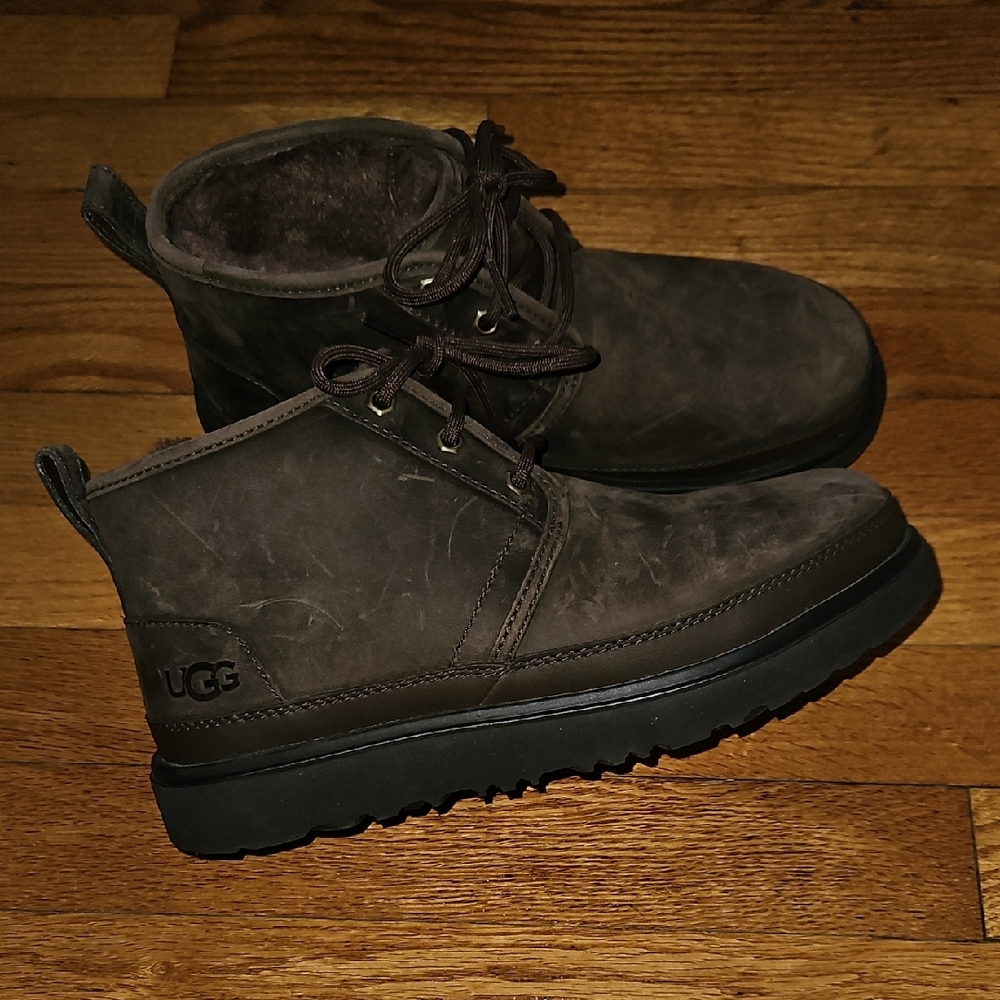NWOT UGG Men's Dark Brown Neumel Chukka Boots